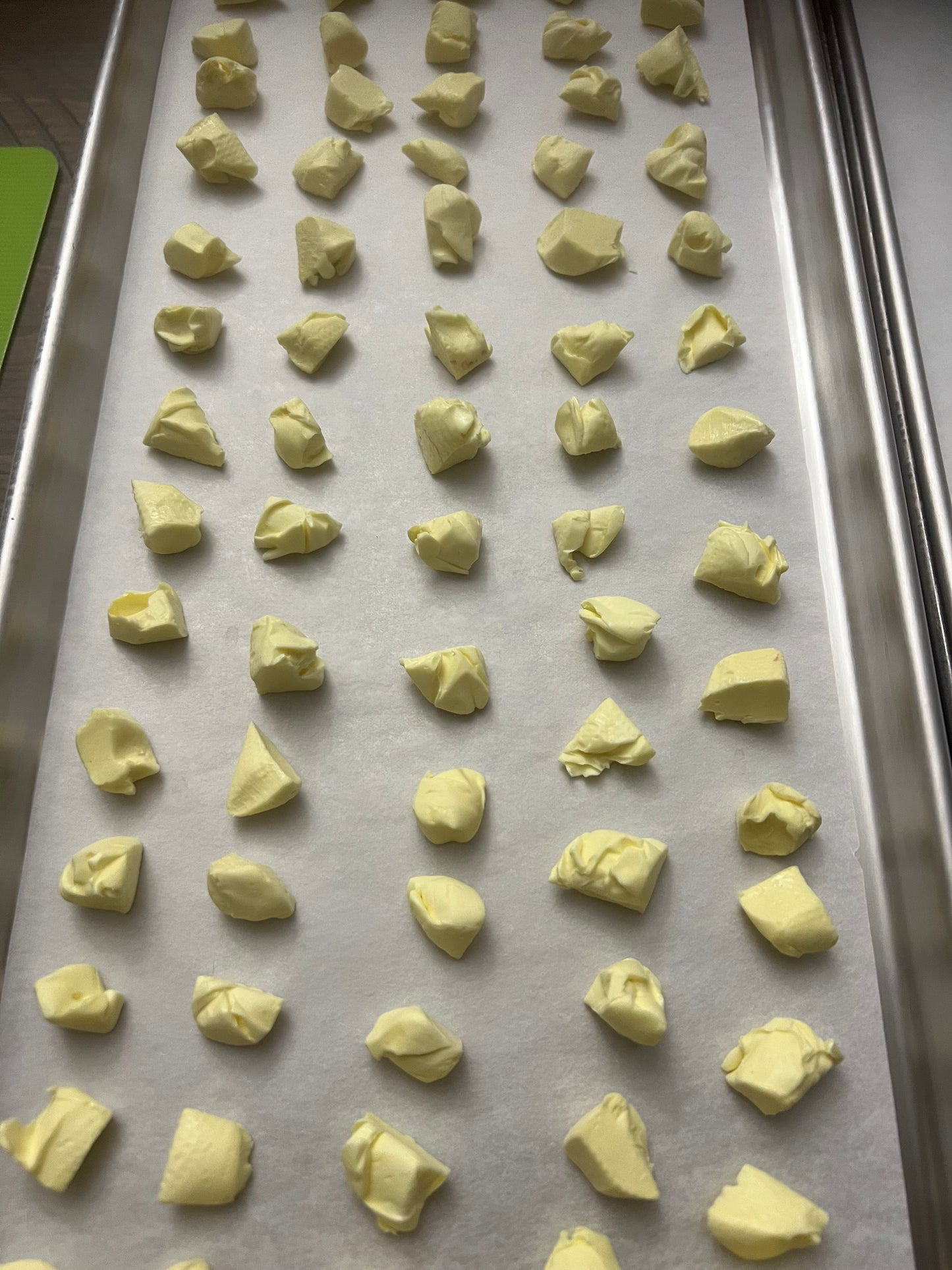 POPCORN TAFFY MELTS